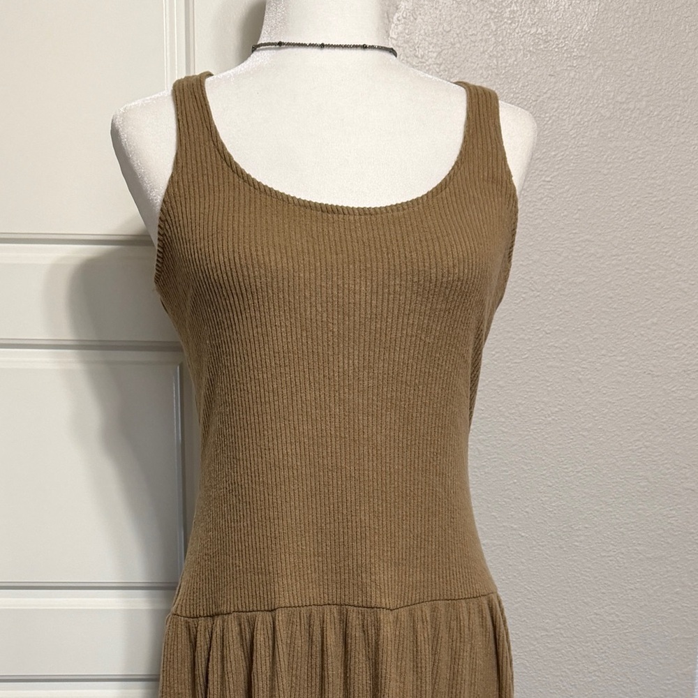Universal Thread Knit Midi Dress - Picture 2 of 4